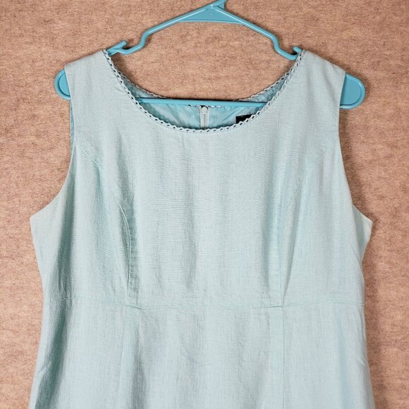 Sag Harbor Linen Maxi Dress, Size 12, Light Blue Embroidered Butterflies 🦋 - Picture 3 of 16